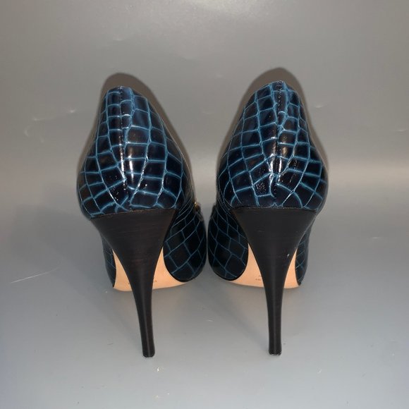 Giuseppe Zanotti Embossed Peep-Toe Pumps - Picture 5 of 7